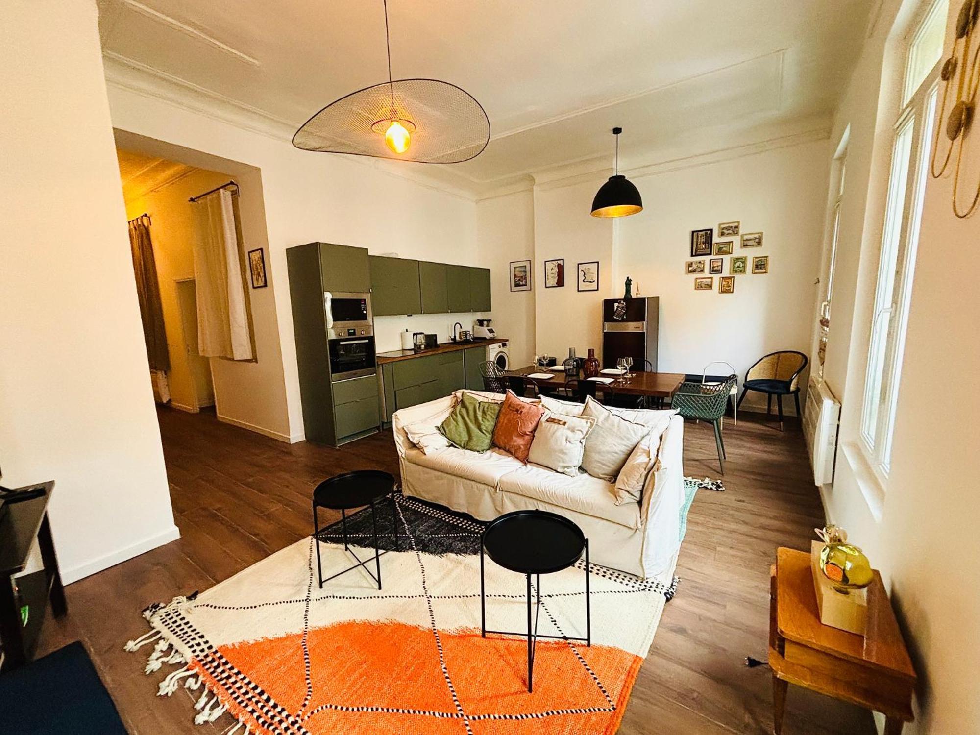 Apartment Grand T4 Au Coeur De Marseilles
