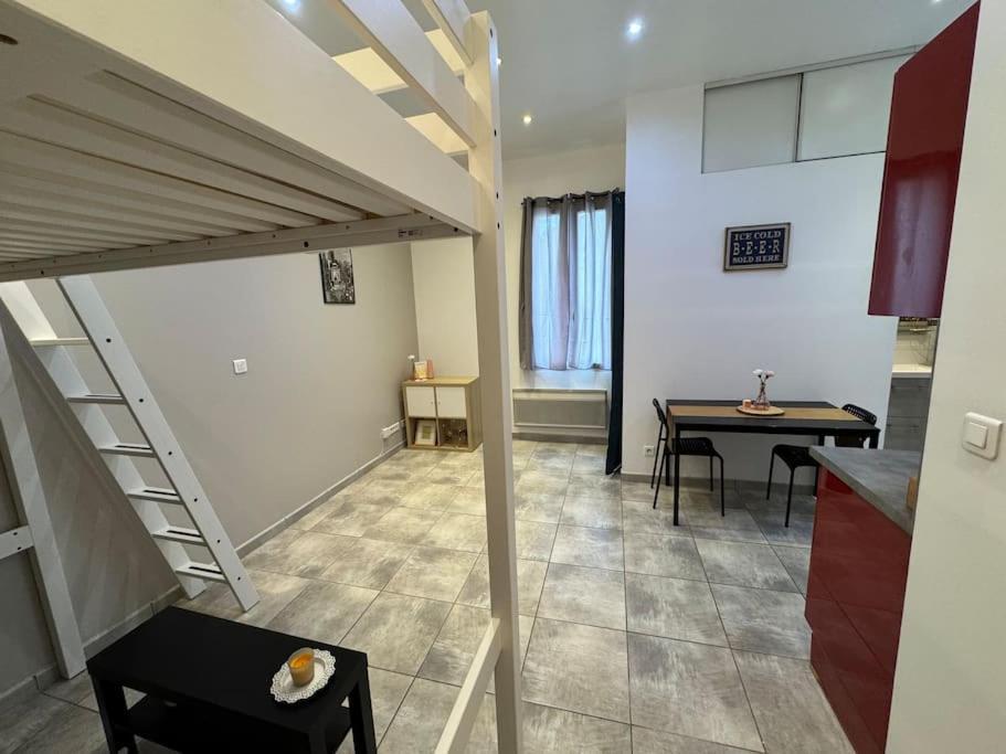 Apartment Studio A Louer *