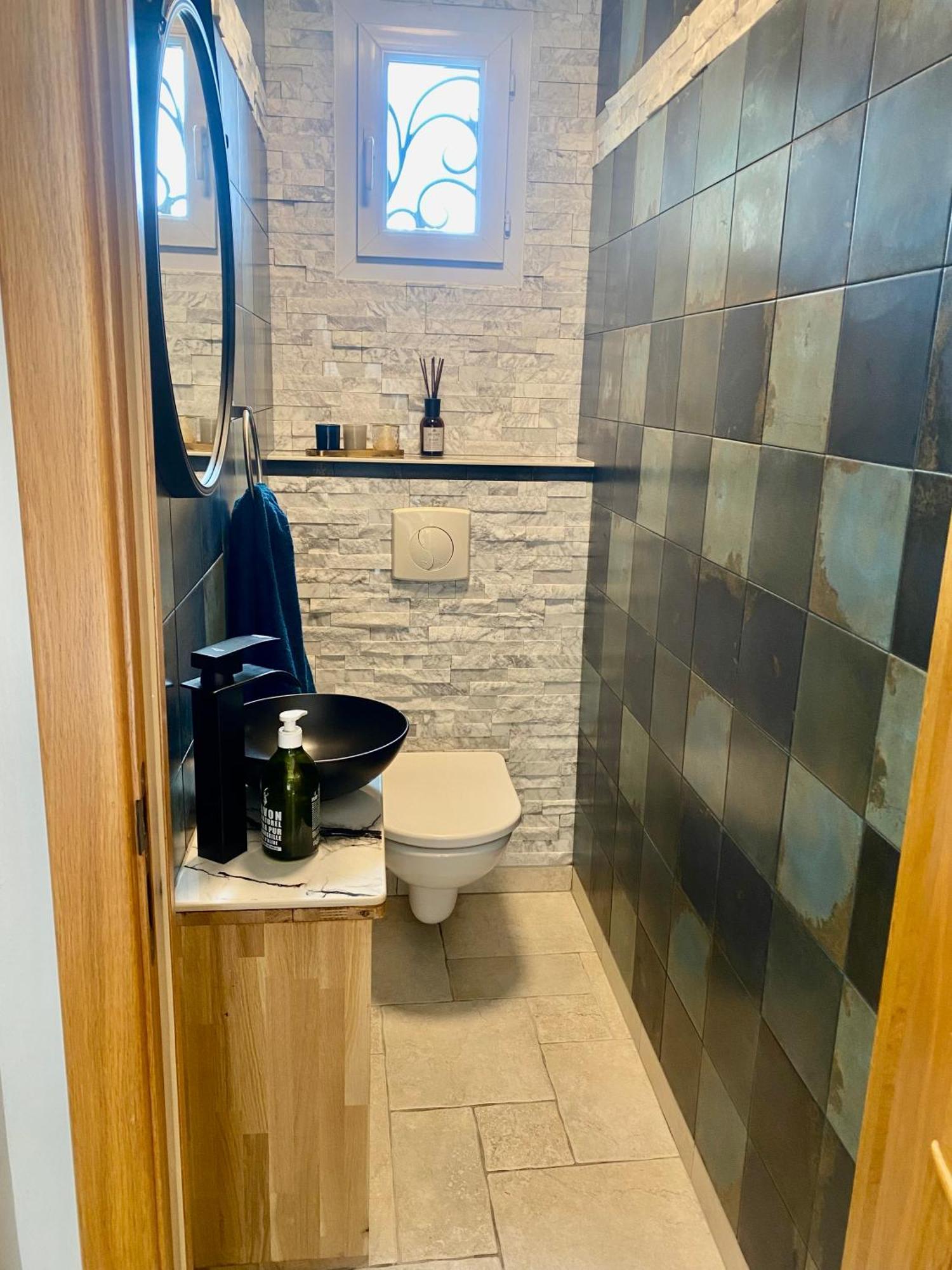 - Villa Marseille