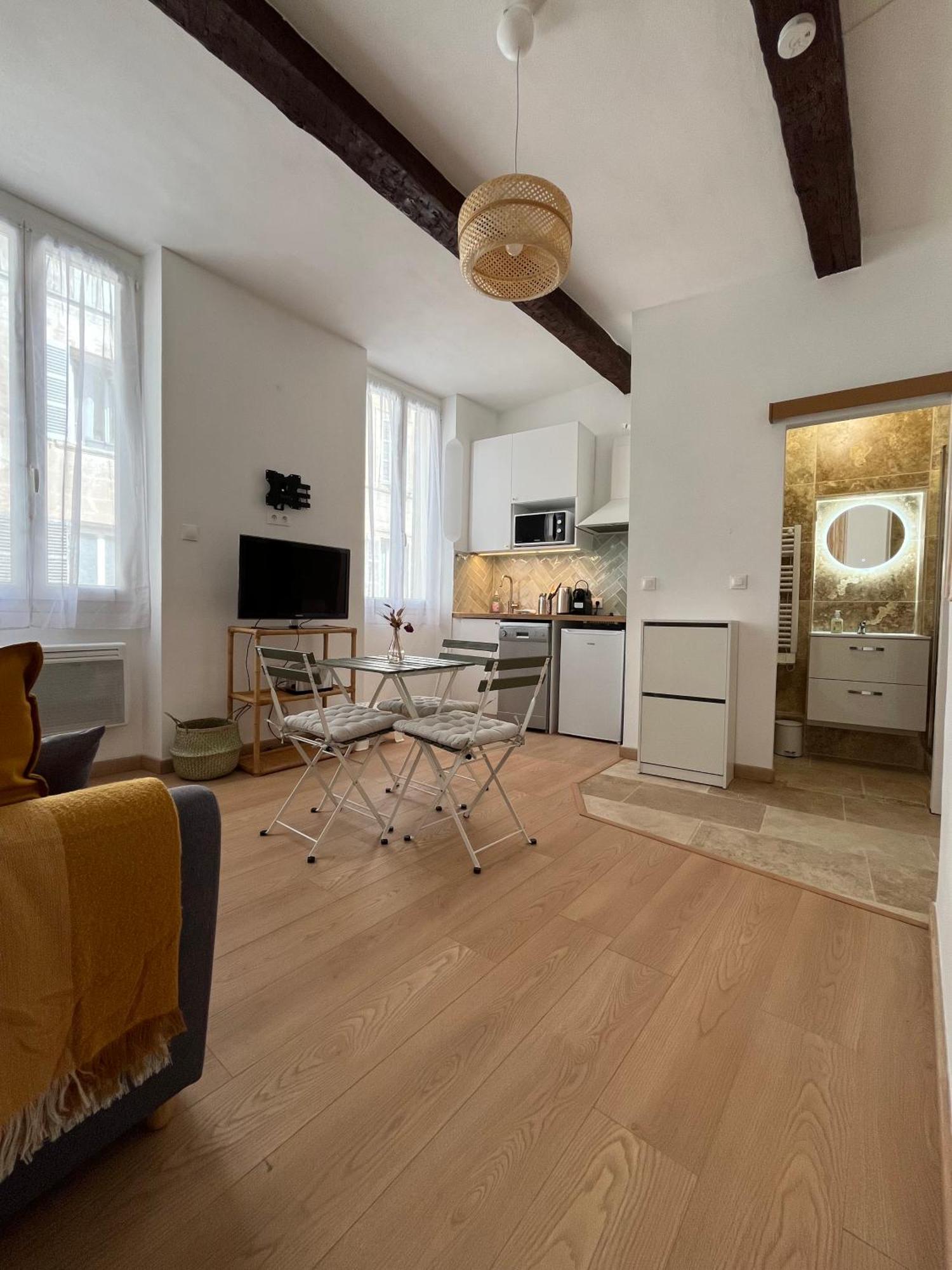 Apartment Cosy Et - Cours Julien
