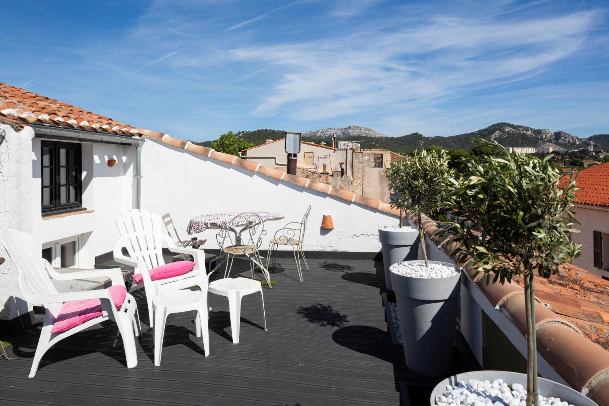 Appartement Studio Duplex Avec Terrasse *