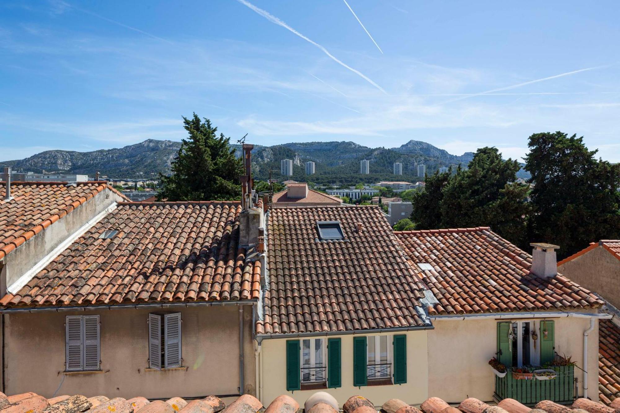 Studio Duplex Avec Terrasse *