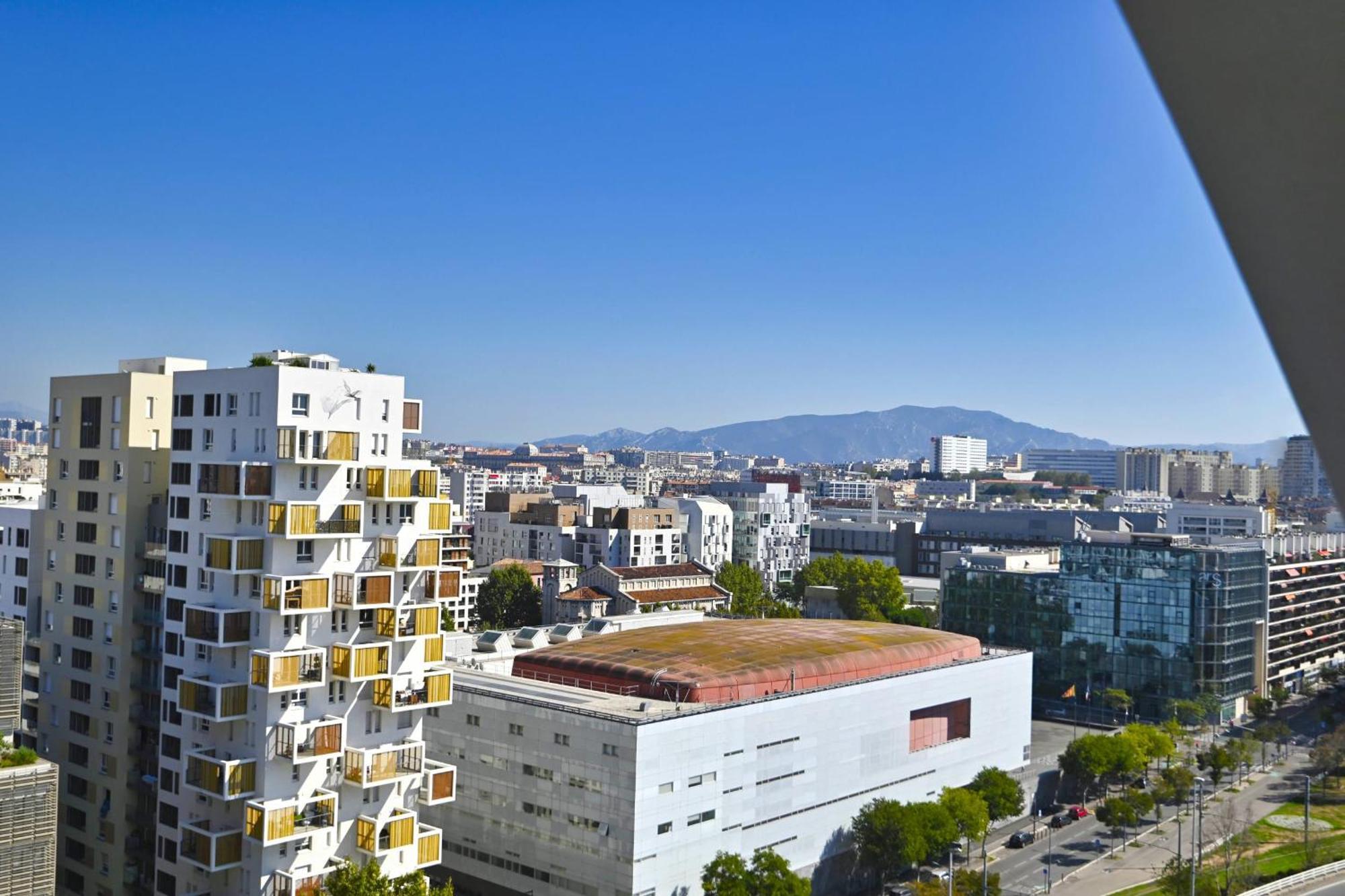 Appartement Gaspard Furnished Flat Marseilles