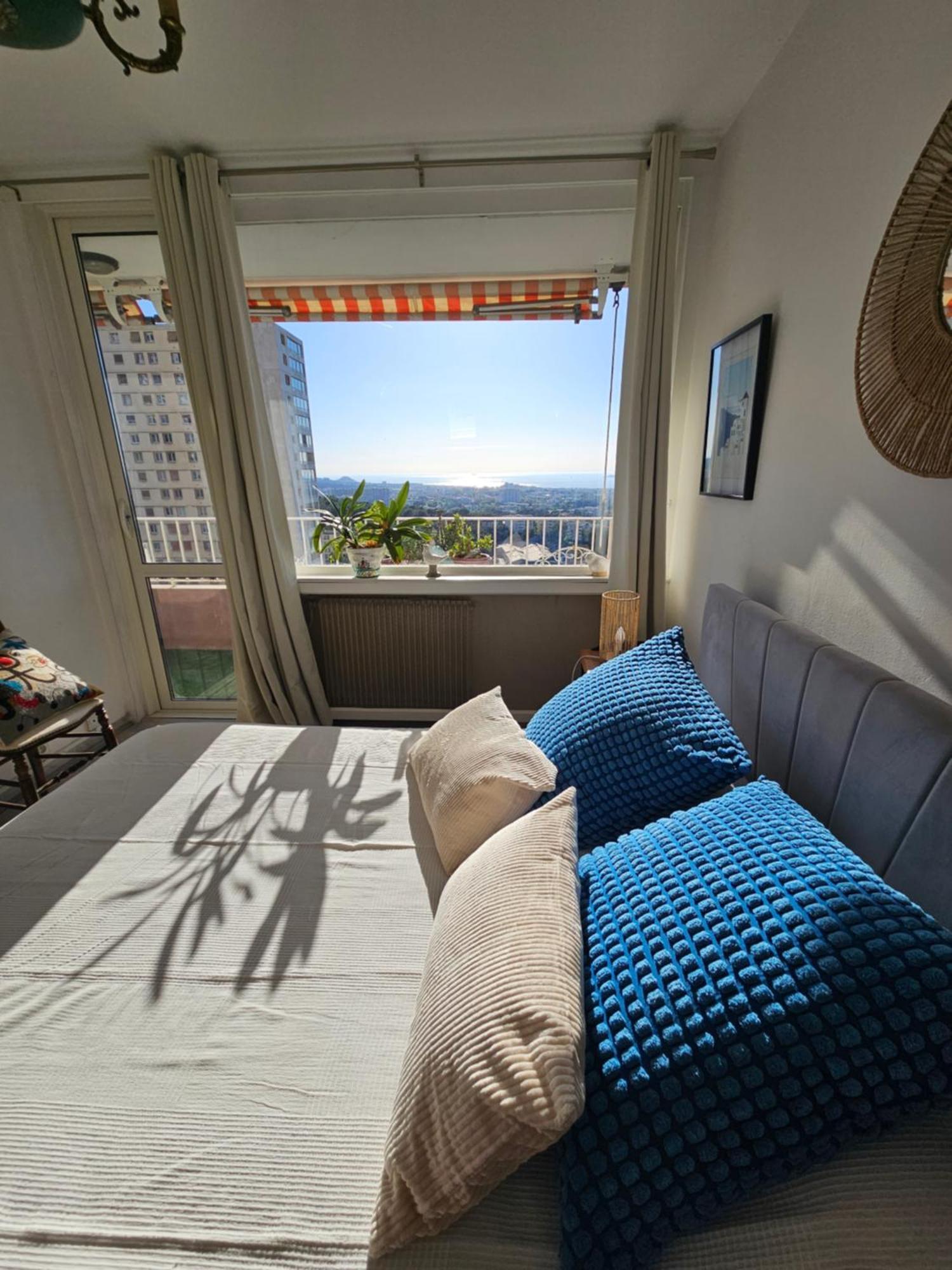 Magnifique T3 Vue Stade Velodrome Calanques Appartement