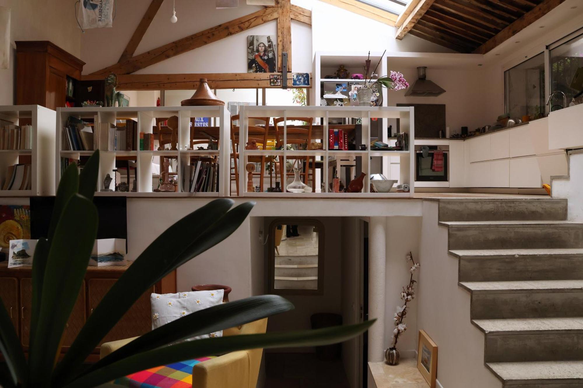Villa Loft Lumineux: 3-bedroom With Patios And Private Garage