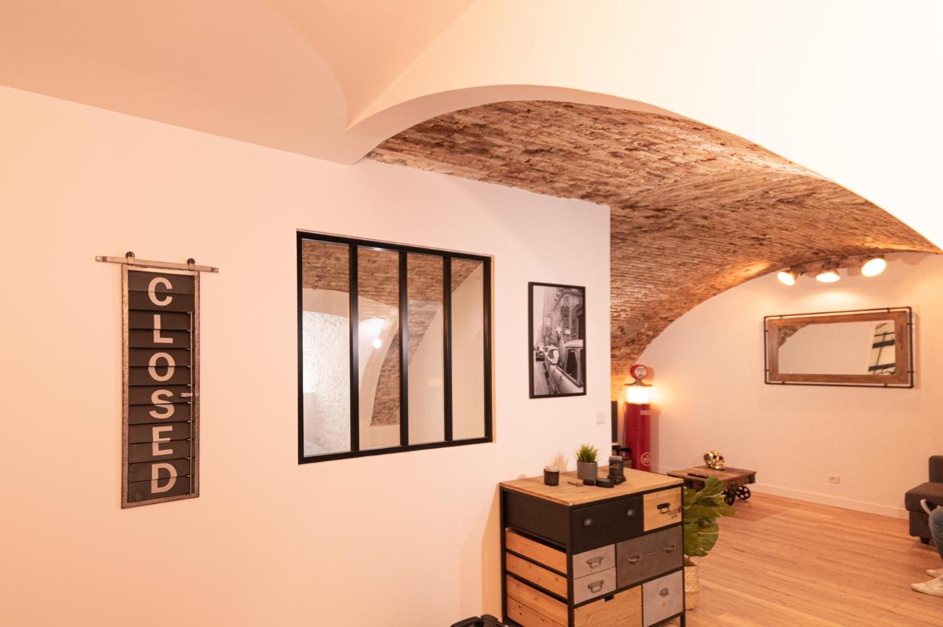 Les Voutes Du Vieux-port Apartment *