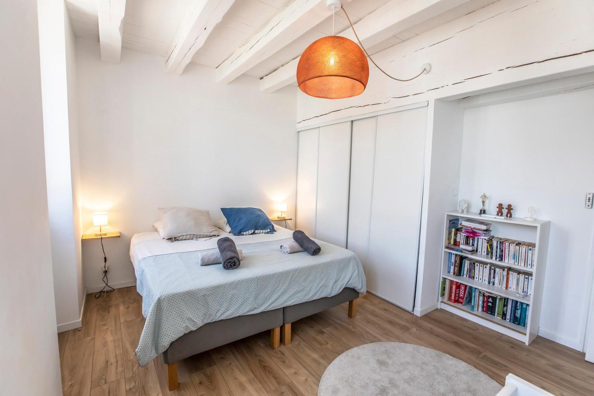 Maison Familiale Avec Grand Jardin, 2min De La