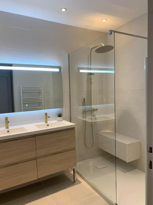 Appartement Vue Sur La Joliette Marseille