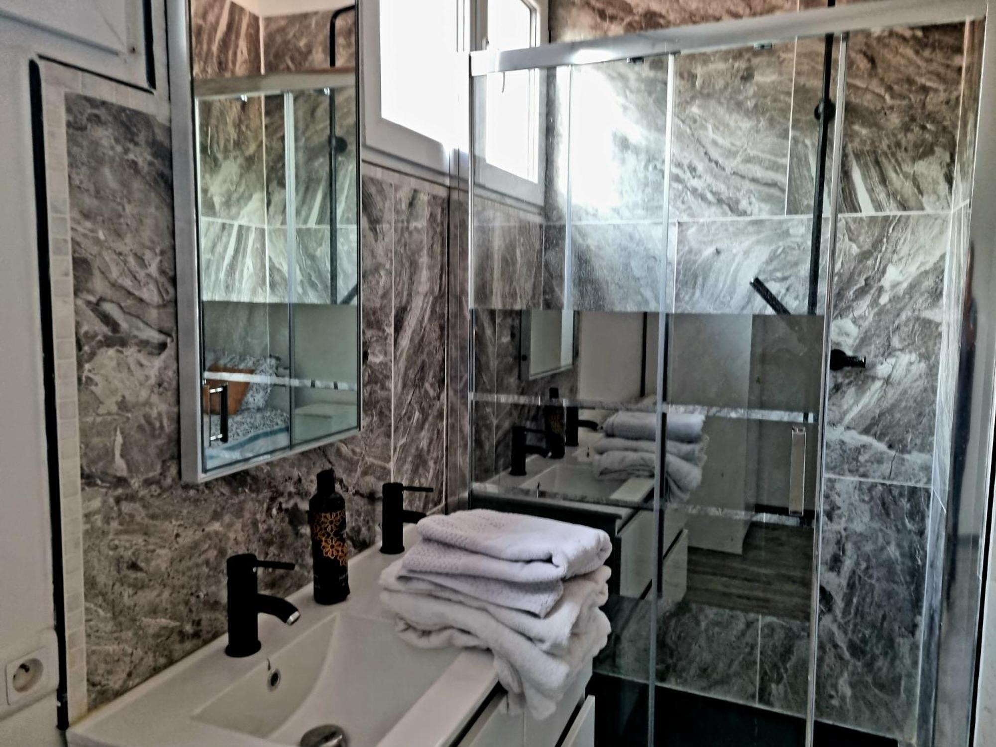 Apartamento Maison T2 55m2 Renove Calanques 15min Velodrome Parc Chanot Marsella