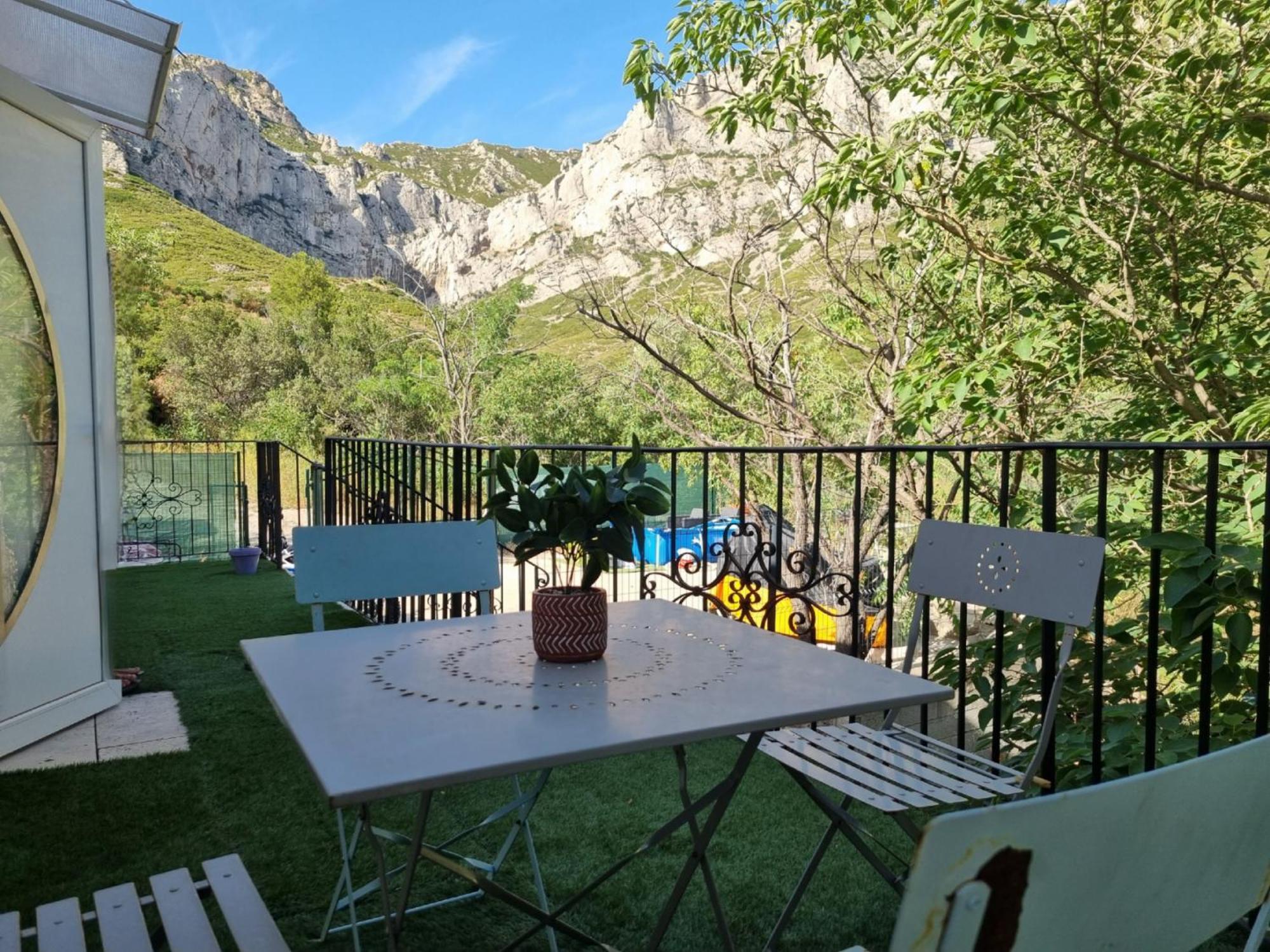 Maison T2 55m2 Renove Calanques 15min Velodrome Parc Chanot Marsella