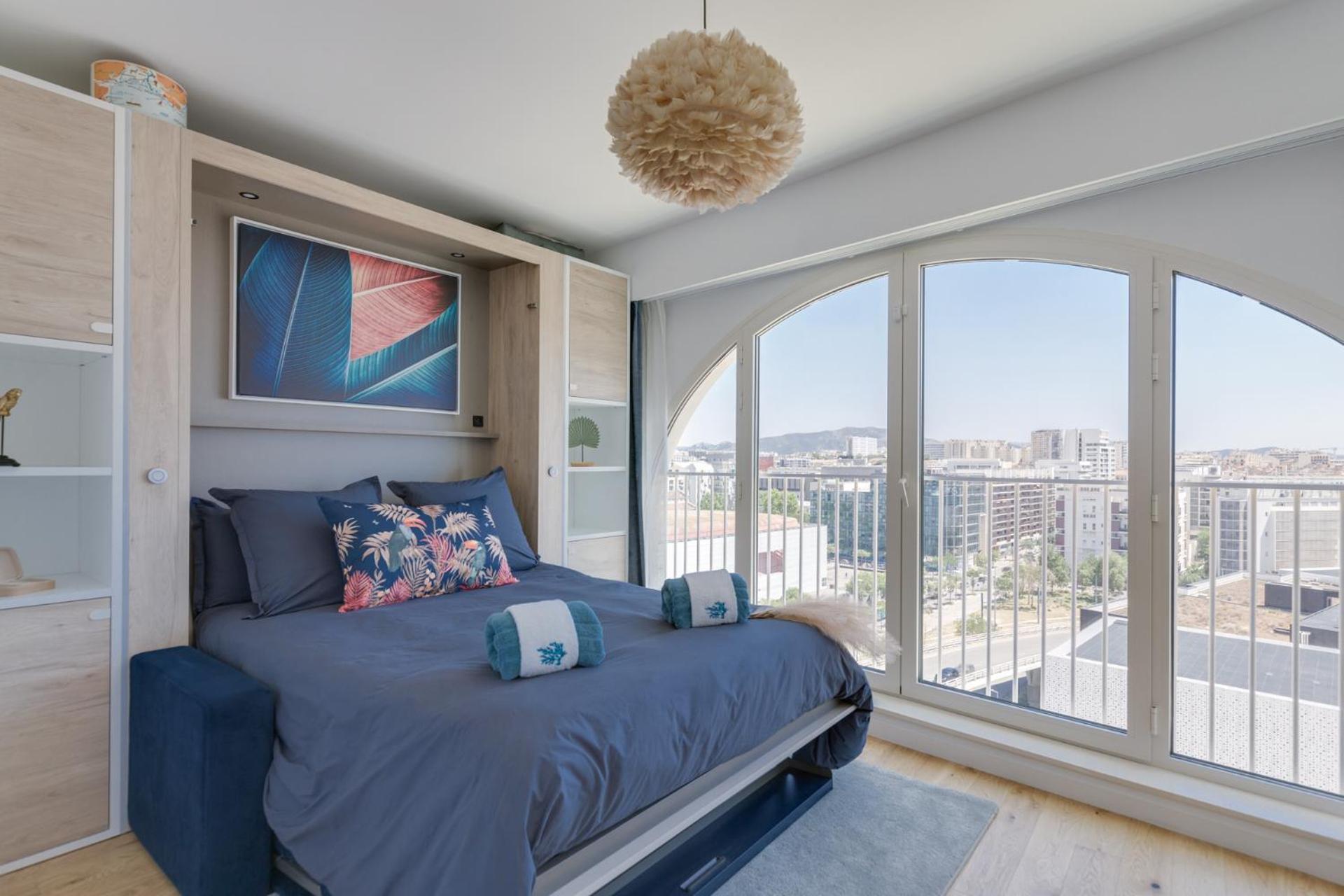 Apartment Luxe, Vue Et Parking Prive