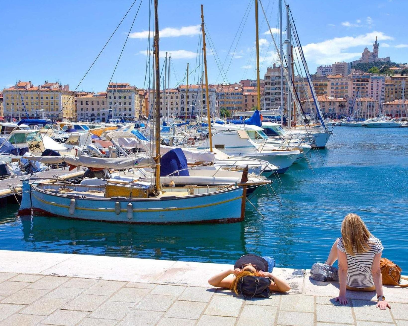 Le K: Upscale Seaside With Japanese Toilet Marseille