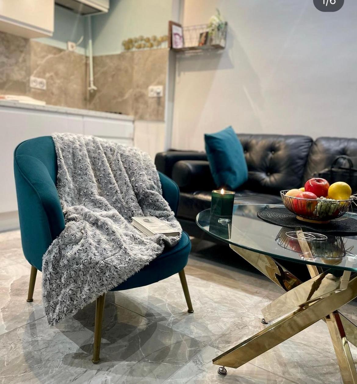 Appartement Dans Le Quartier Des Affaires *
