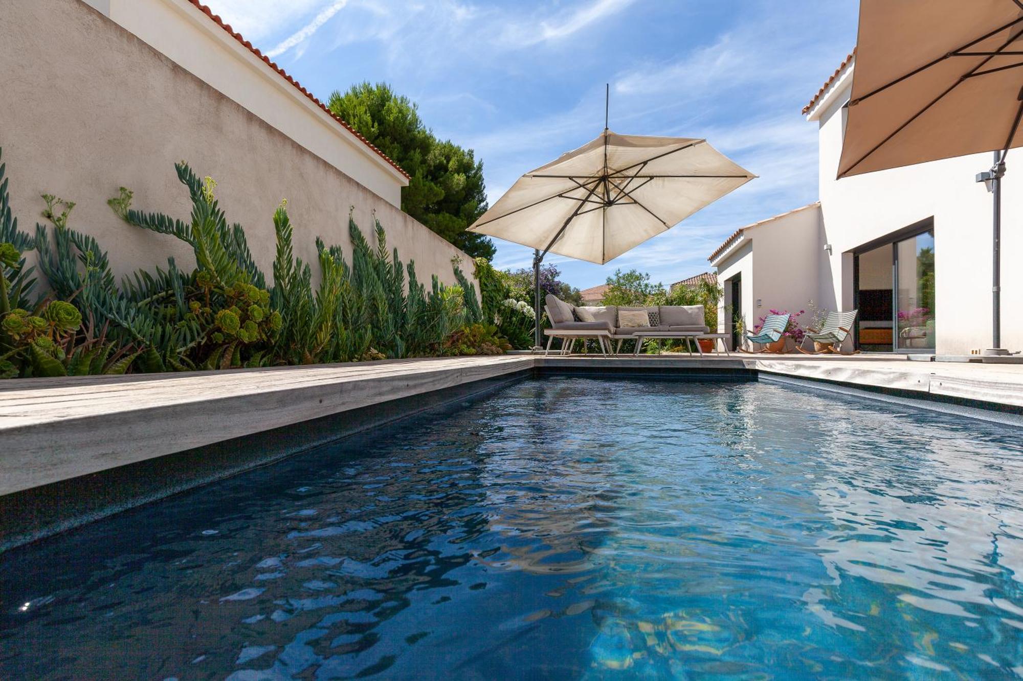 Villa Avec Piscine A Marseilles