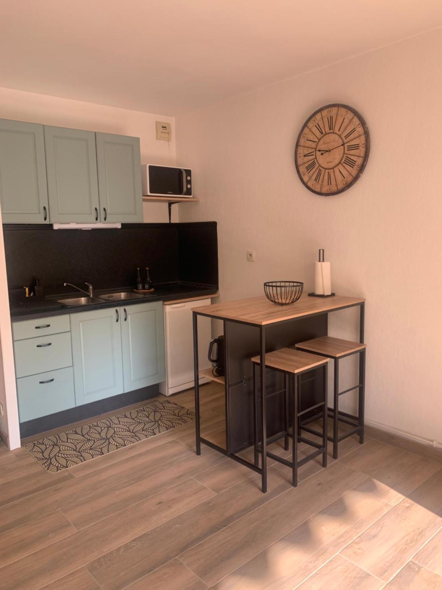 Petit Cocon Dans Le 8 Eme Marseille