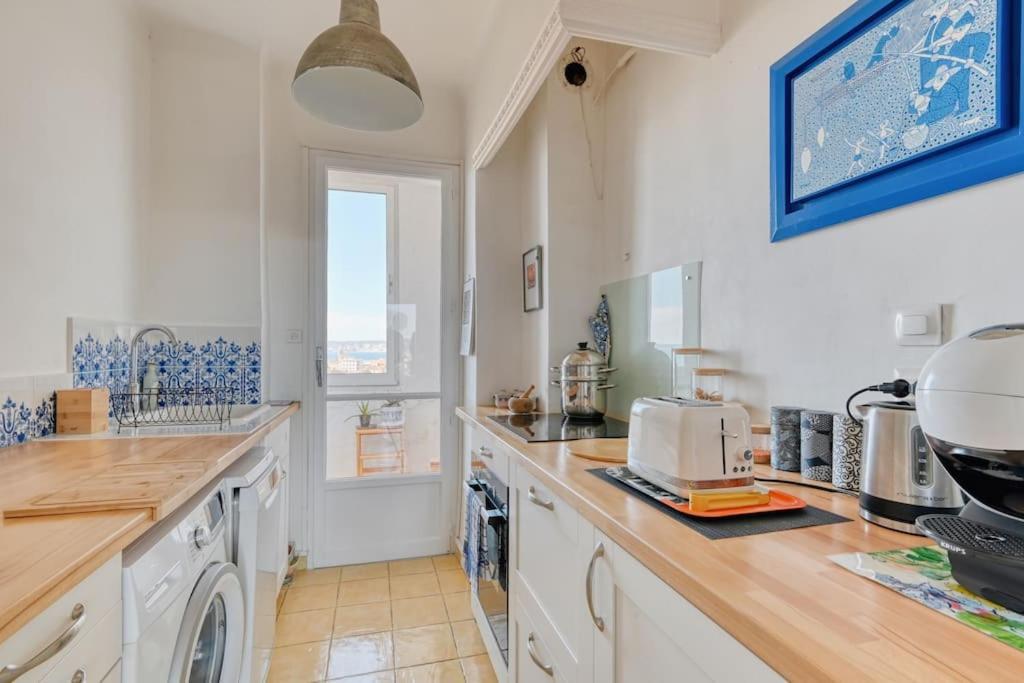 Flots Bleus - Chic T2 Avec Terrasse Et Vue Mer Appartement