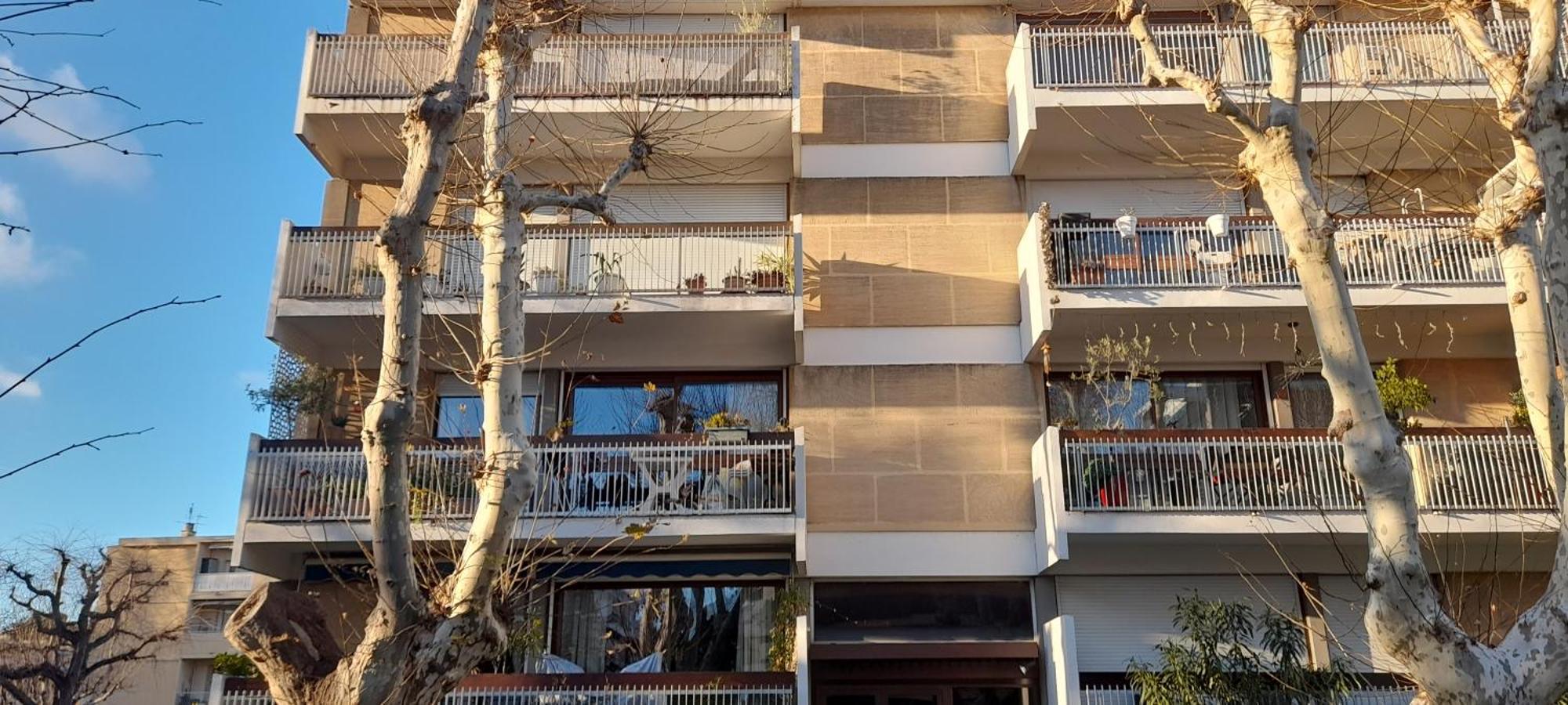 Ideal Long Sejour-appartement Calme-3 Apartment *