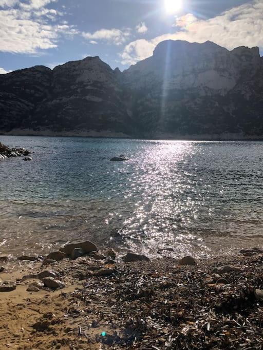 Morgiou Sormiou T4 Climatise Familial - 3 - Terrasse Bois - Jardin Privatif - Calanques A Pied - Plages & Velodrome A 10 Min - Ideal Familles & Randonneurs & Grimpeurs - Escalade A 5 Min - Sud * Marseilles