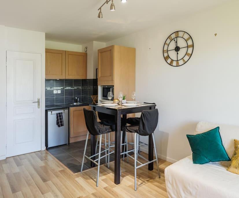 T2 Prado-david, Parc Borely, Parking Privee * Marselha