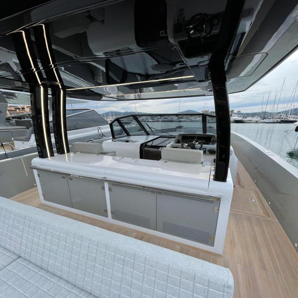 Yacht Med 42 Botel Marseilles