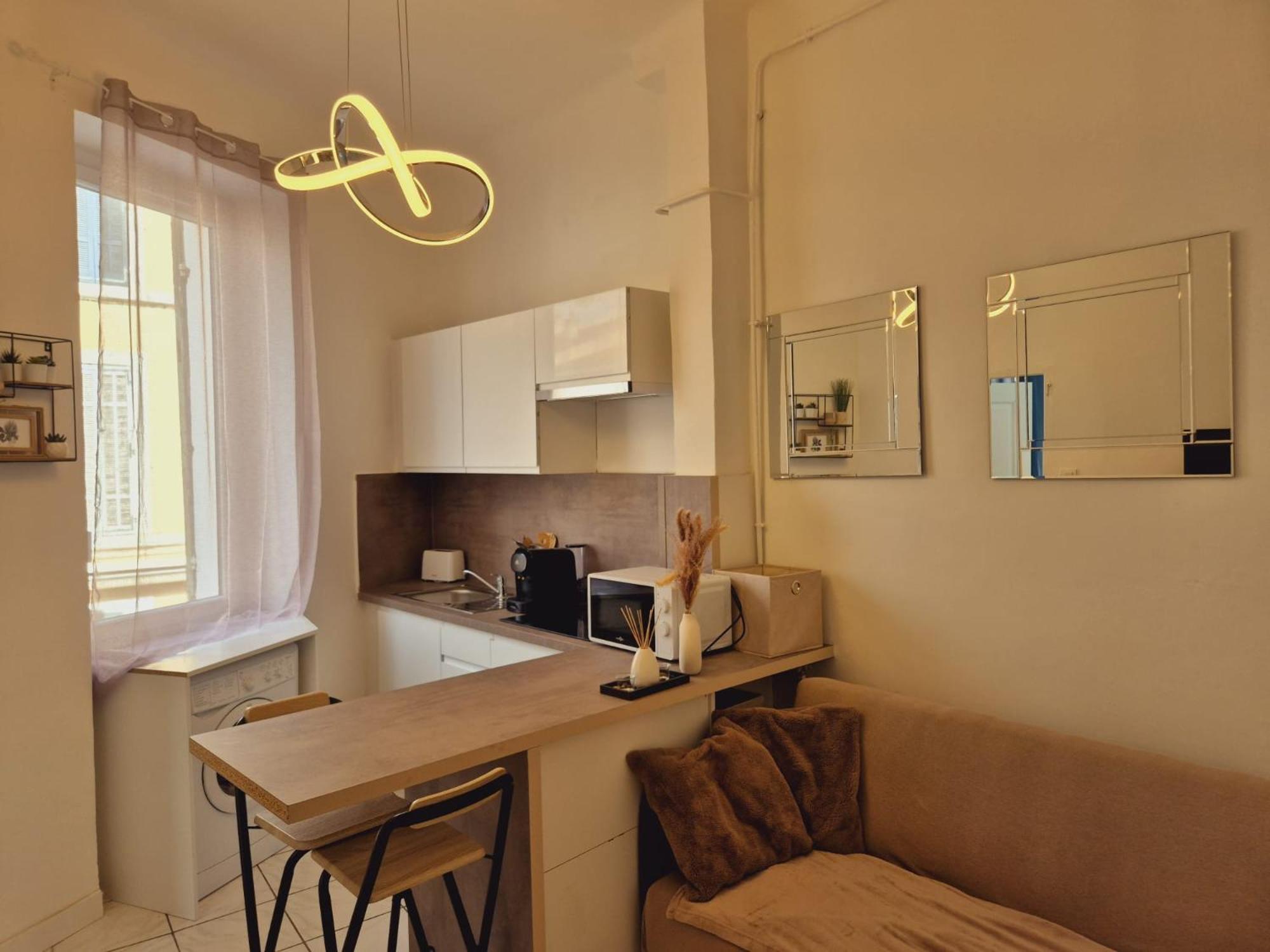 Cosy T-3 Proche Velodrome,plages Idealement Situe * Marseilles
