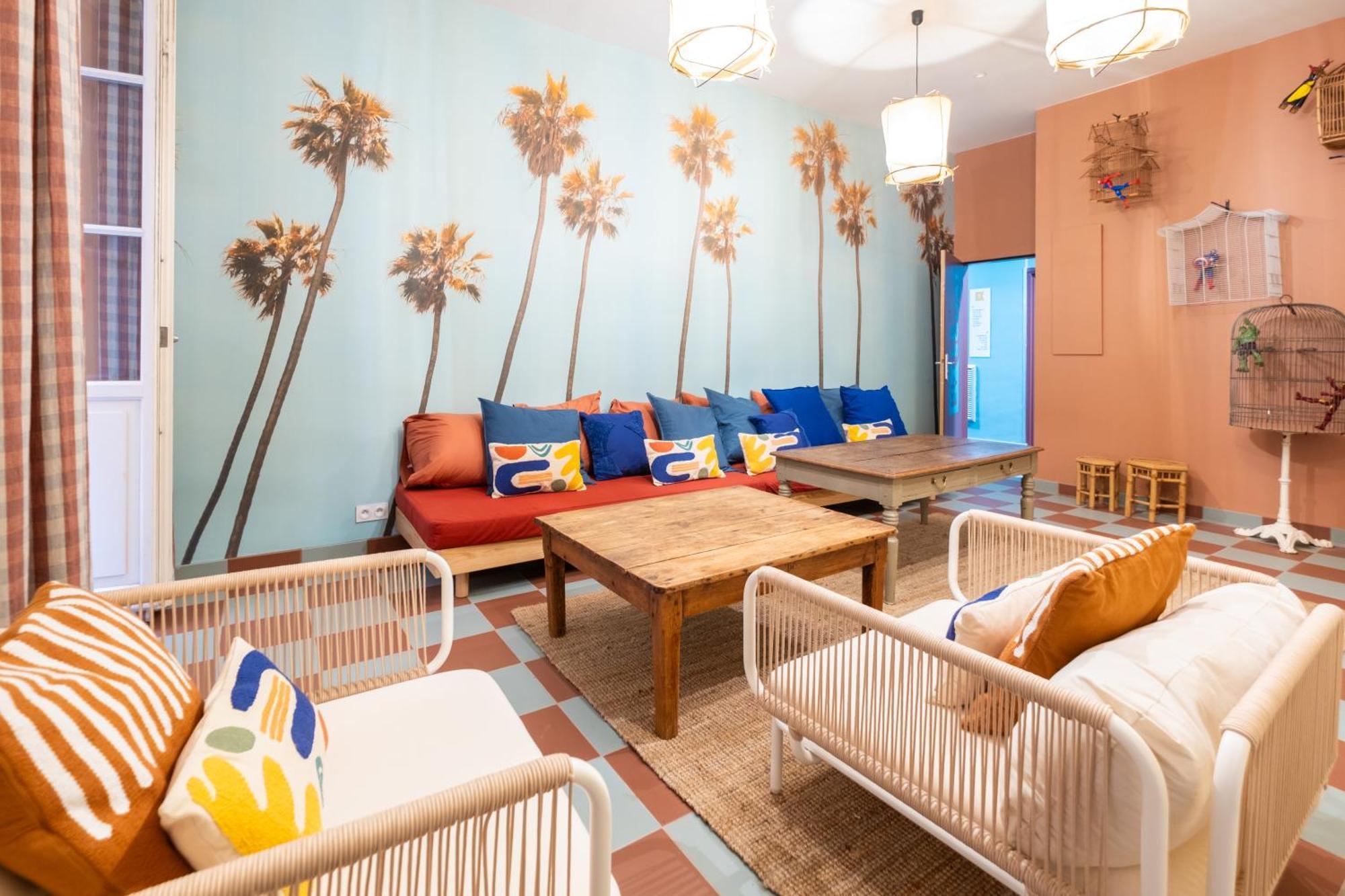 Kley Republique Aparthotel