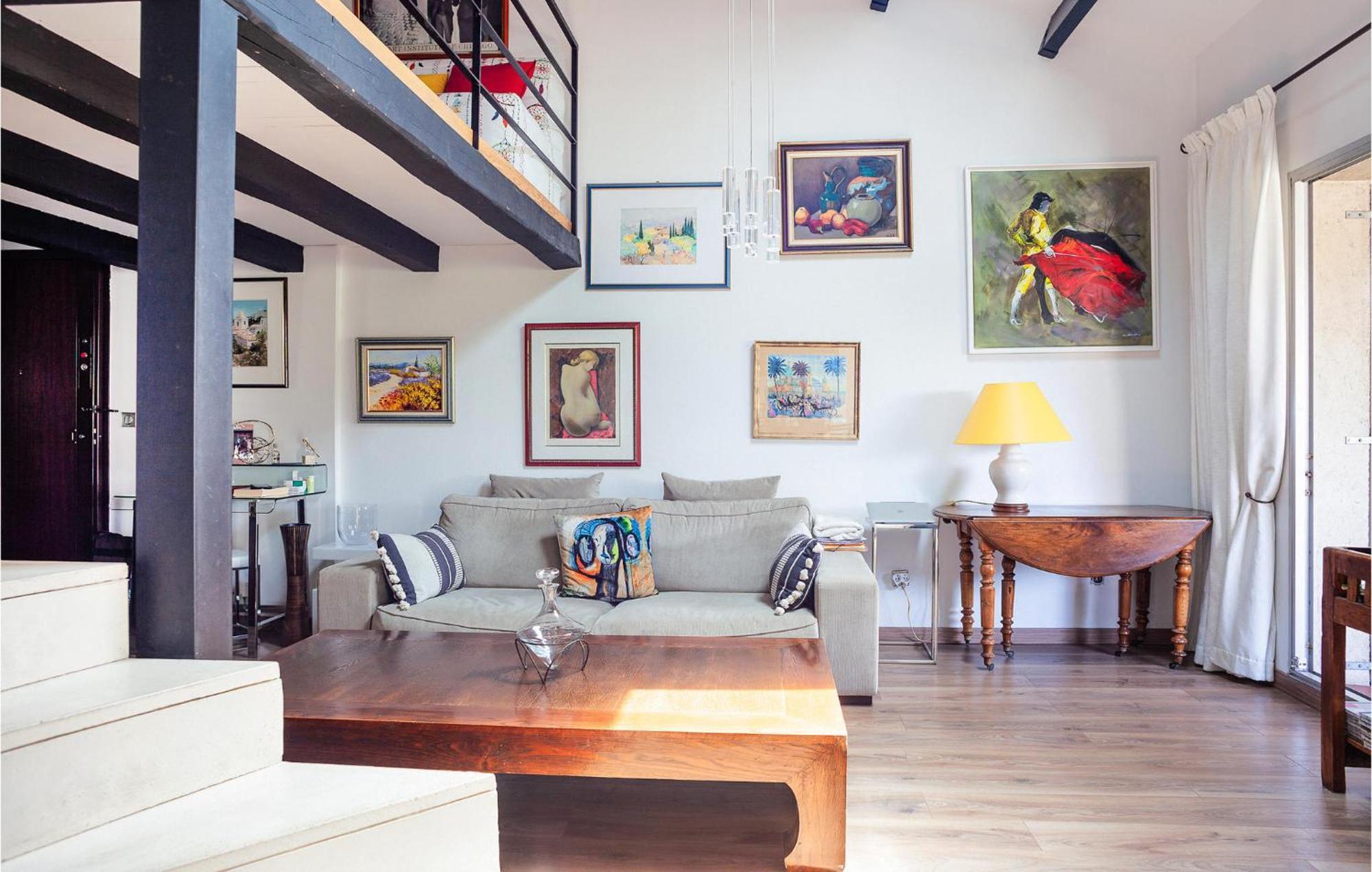 Appartement Amazing In With Kitchen Marseilles