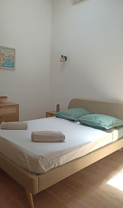 Apartment Pied A Terre Au Panier - Superbe Vue Sur Le Port Marseille