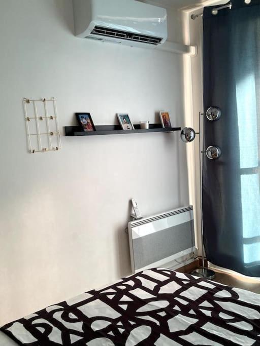 Flat Air Conditioning 4 People Near Stadium Marseille