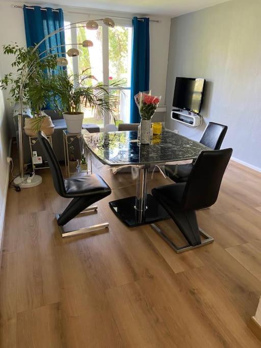 Flat Air Conditioning 4 People Near Stadium * Marseille