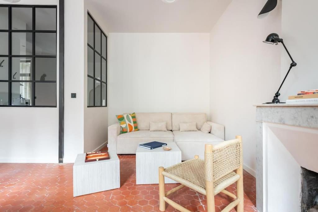 Apartment T2 Typique Et Decore Avec Gout - Quartier Vauban Marseille