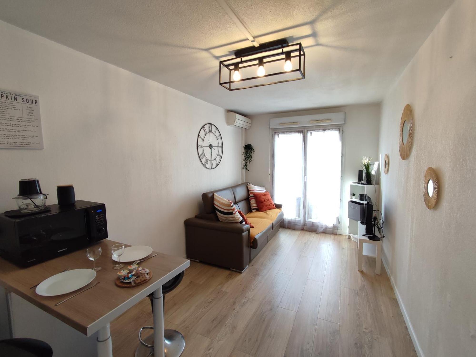 Climatise Equipe A 6min De La Gare St Charles Apartment