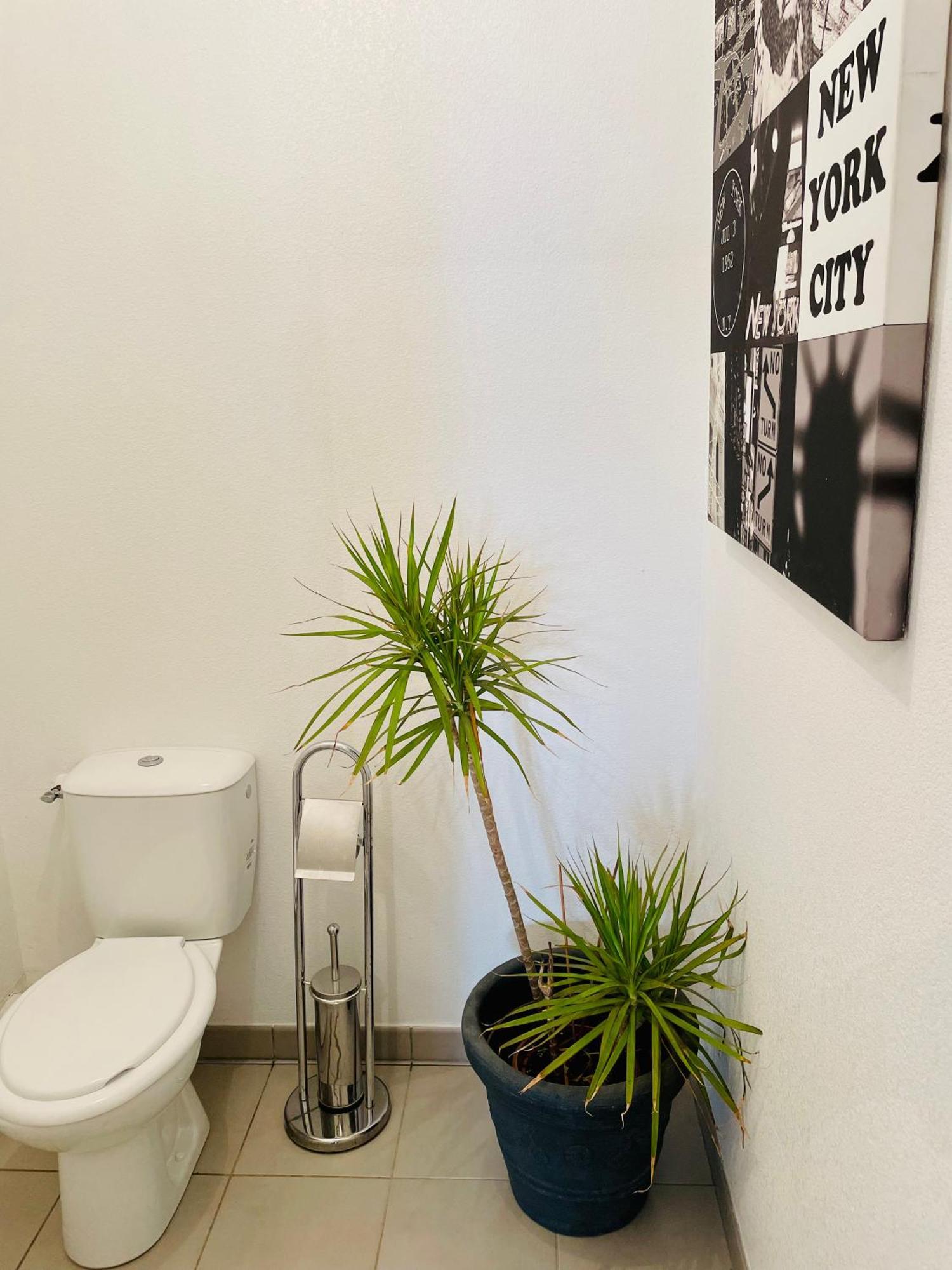 Apartment T3 Recent Avec Terrasse Et Parking Marseille
