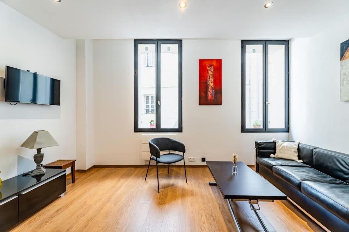 Neat And Refined In Panier Pedestrian Area Close To Old-port Apartment *