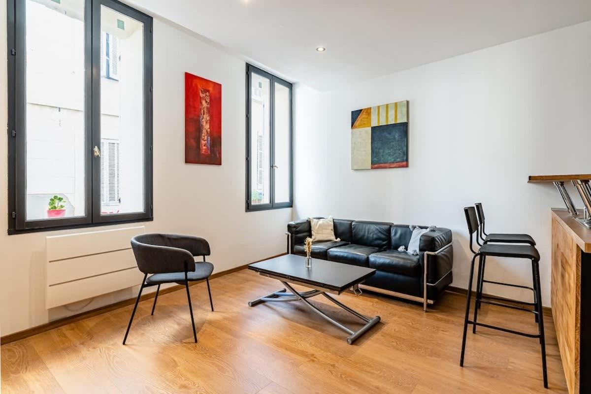 Neat And Refined In Panier Pedestrian Area Close To Old-port