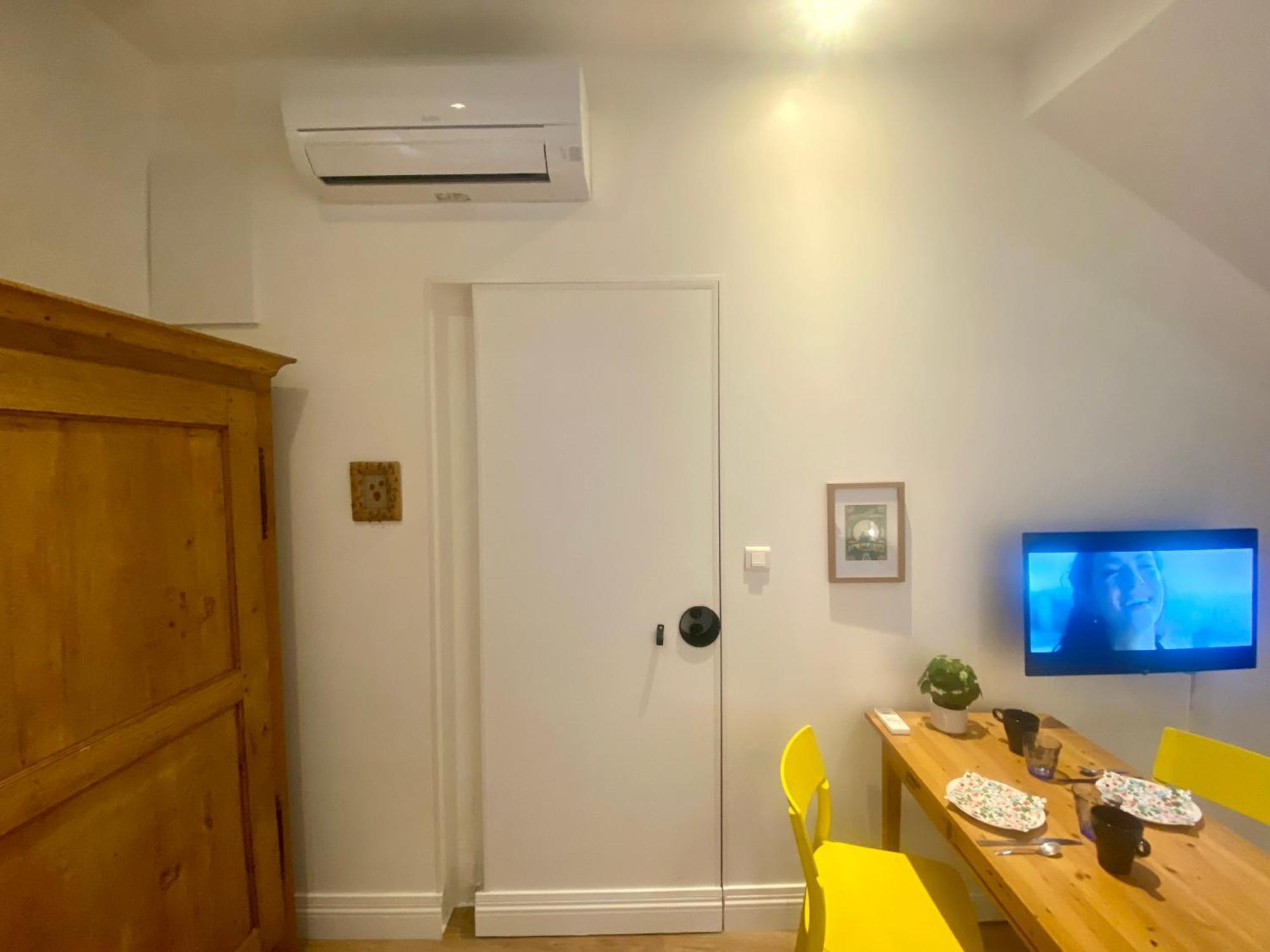 Apartment Liberte 1827