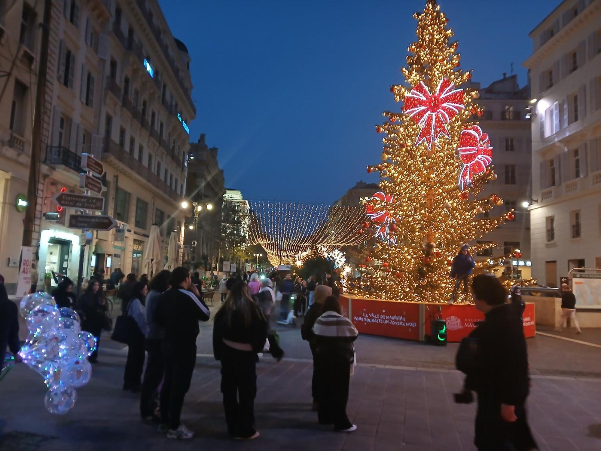 Căn hộ Loft Americain Centre 7 Personnes Marseille