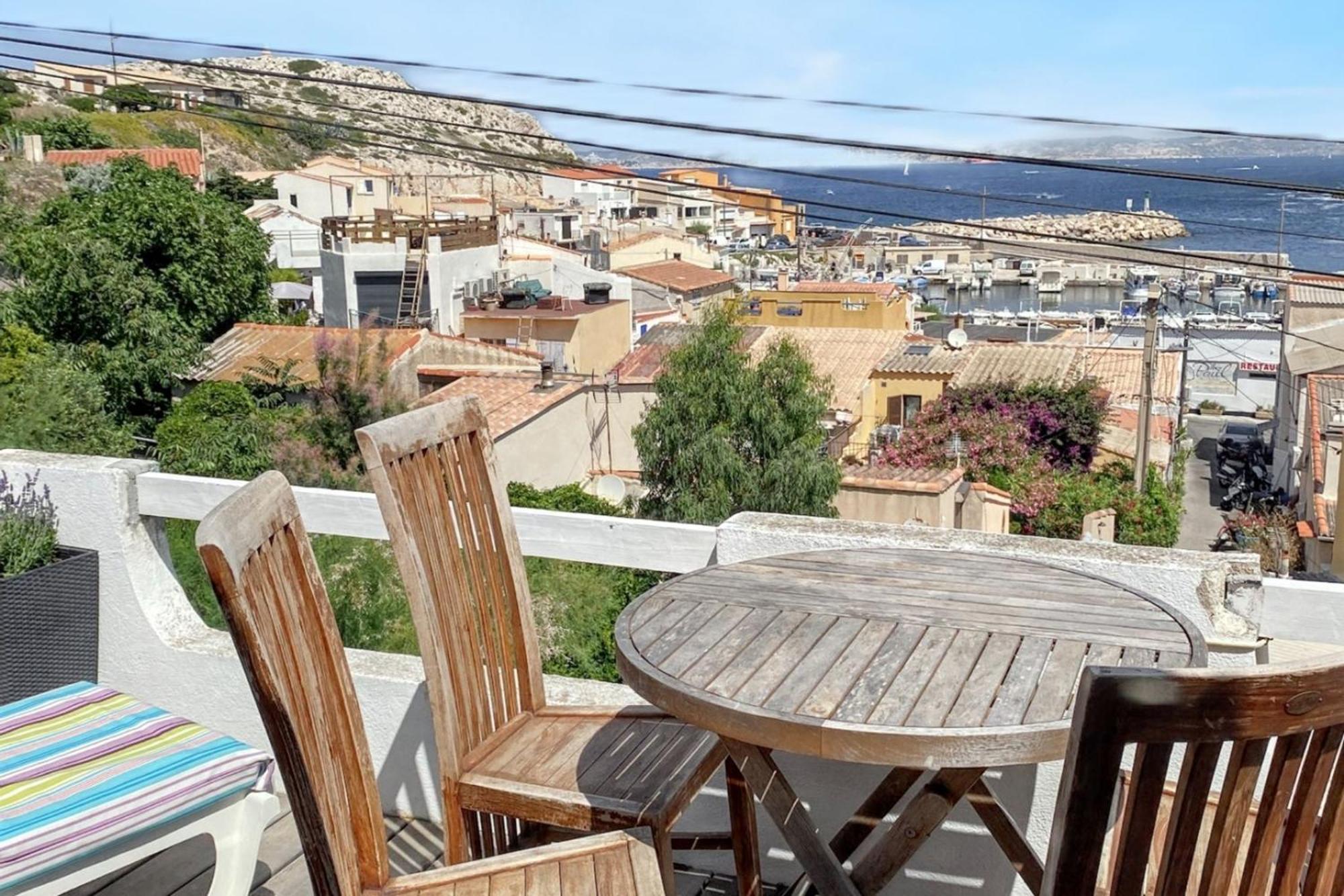 Maison Chaleureuse Au Coeur Des Calanques De + Jardin.