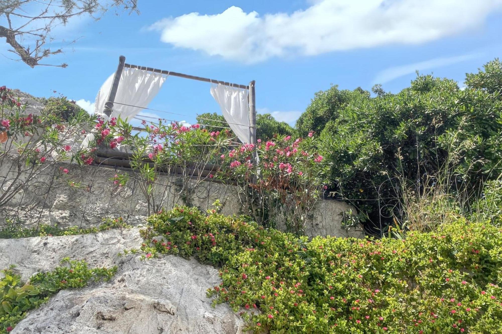 Holiday home Maison Chaleureuse Au Coeur Des Calanques De + Jardin. Marseille