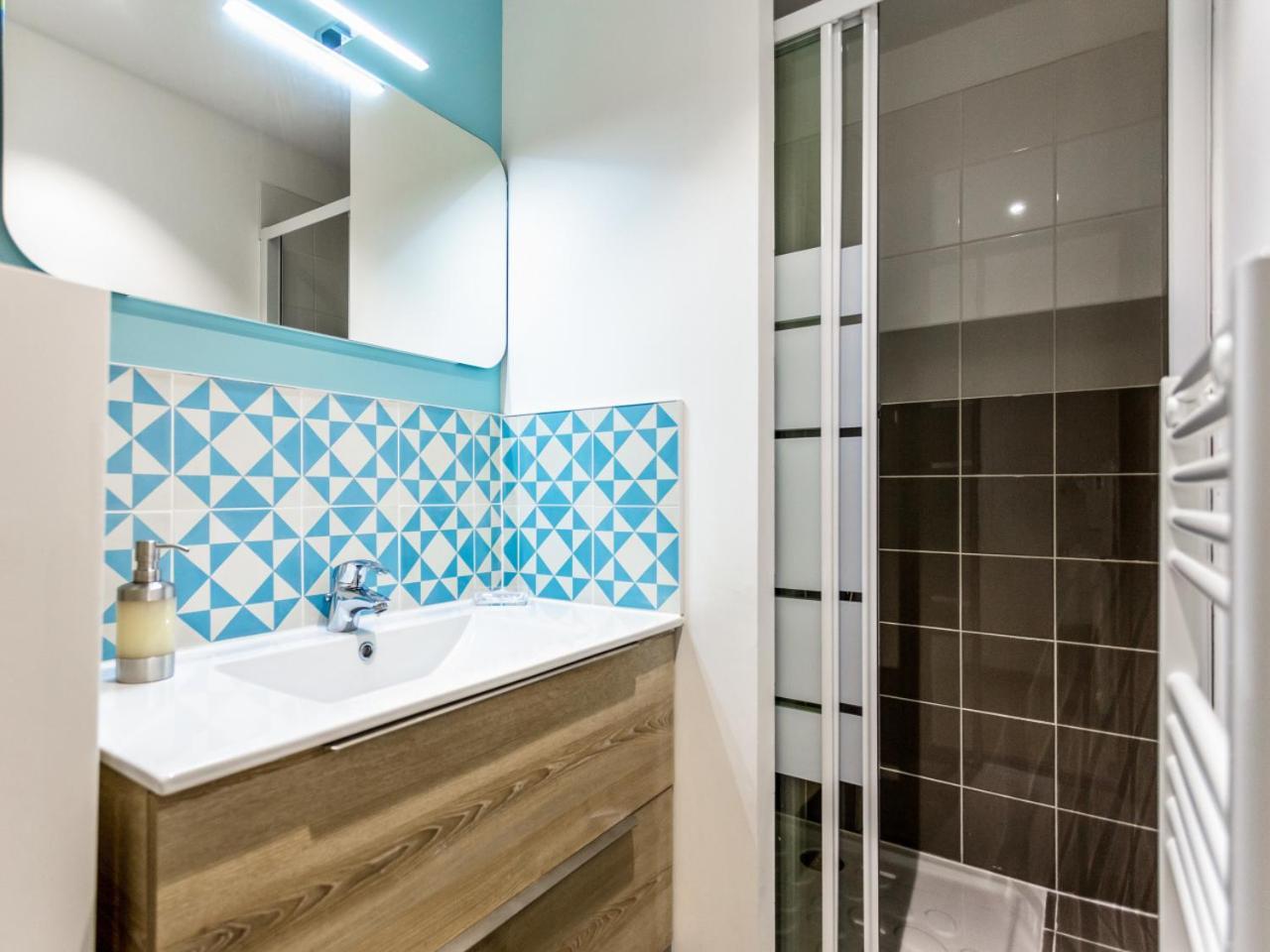 L'escapade Marseillaise T2 Moderne Avec Cuisine Equipee Et A 5 Min Du Vieux-port Apartamento *