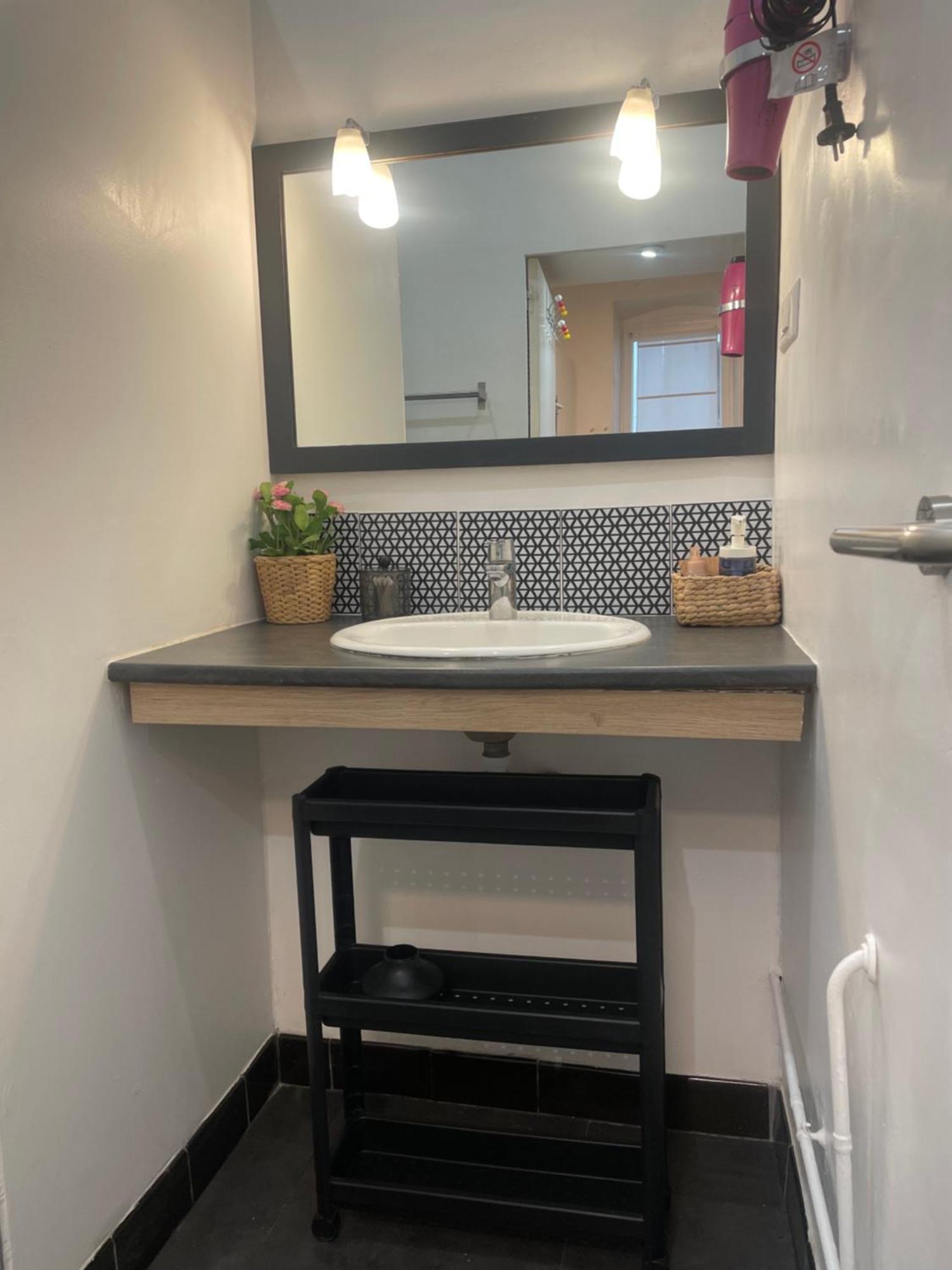 Apartment Appt 2 Au Centre 3e
