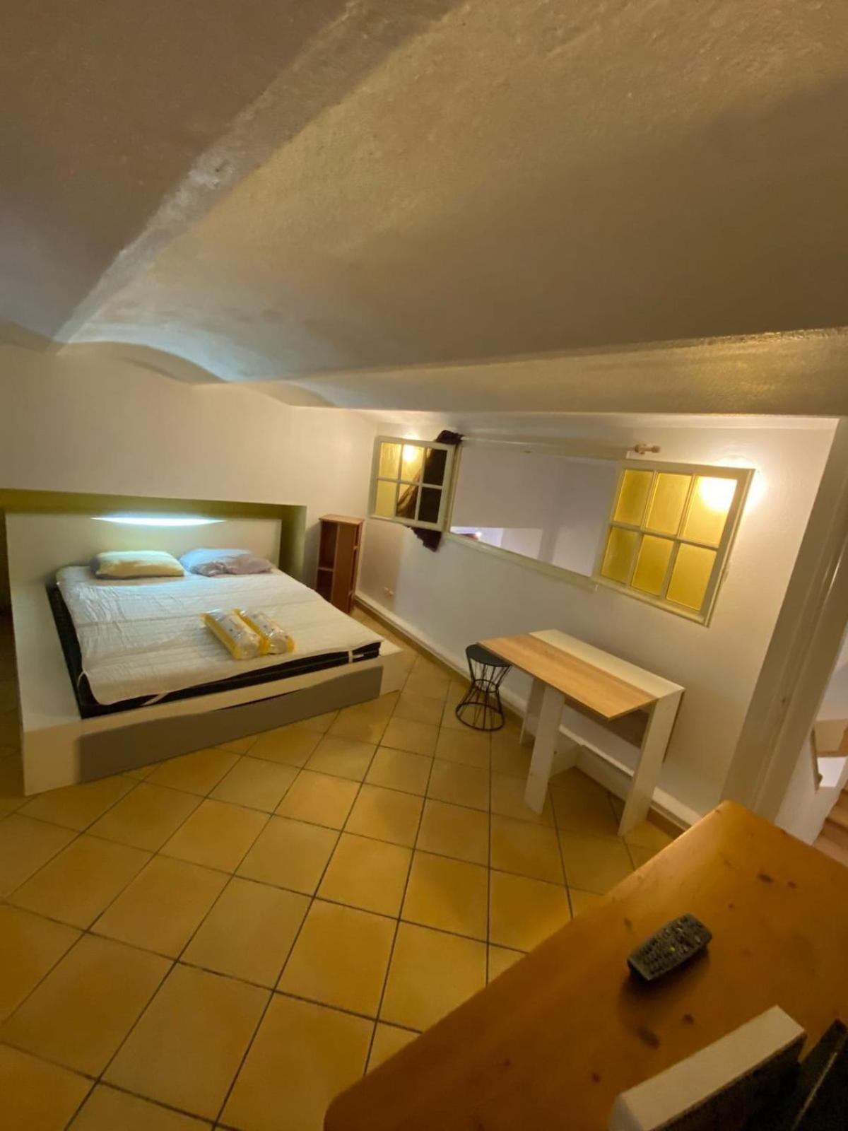 Flc - Grand Duplex -2 Chambres- La Friche- Maxi 8p Appartement *