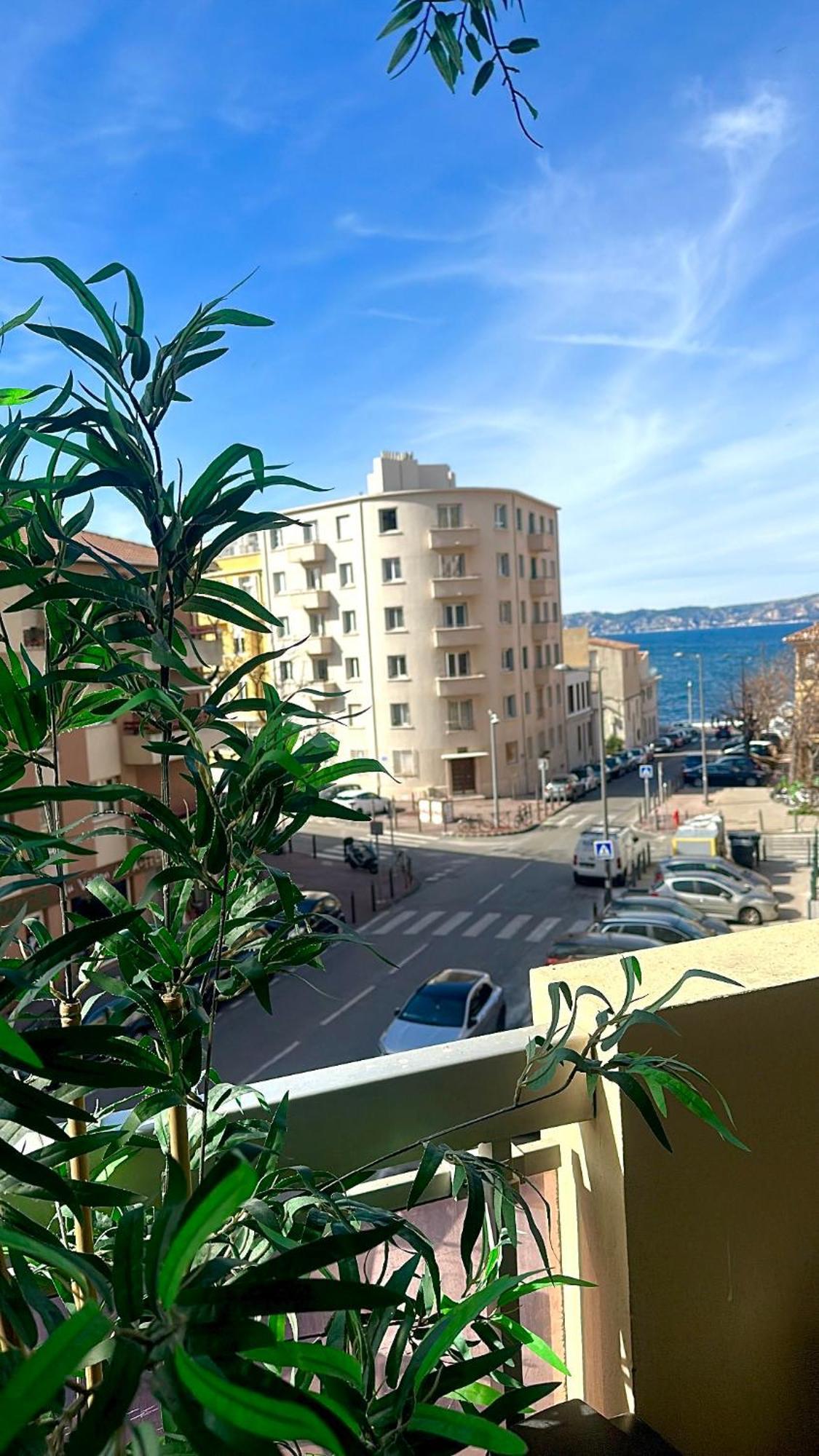 Flc -catalan Beach-sea View- Clim - Terrace - Parking Apartment