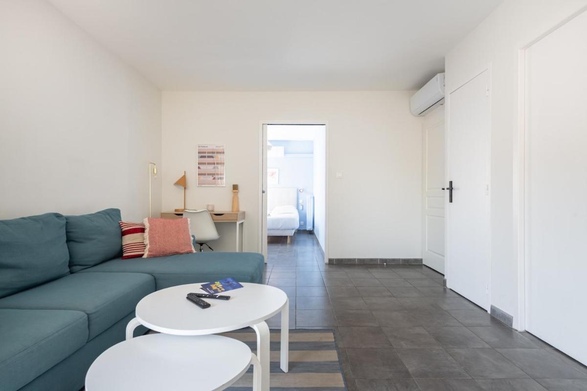 Appartement Bel Moderne Et Lumineux Canebiere, Pour 4 Personnes Marseilles