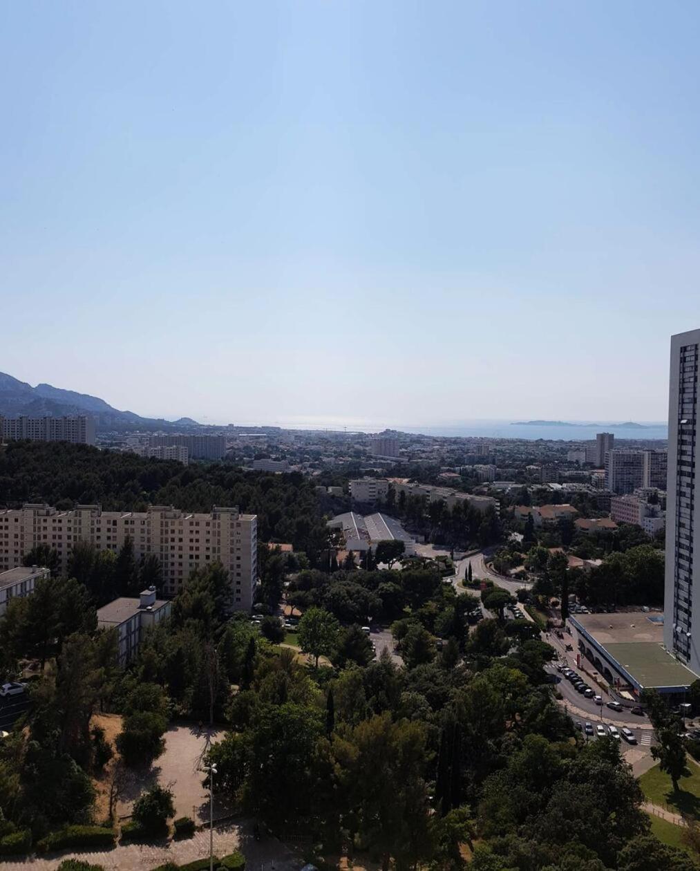 Apartment La Rouviere - 5 Pieces Pour 8 Personnes 724 Marseille