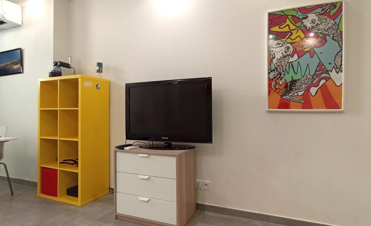 Appartement Petit Cocon Idealement Place Proche Du Stade