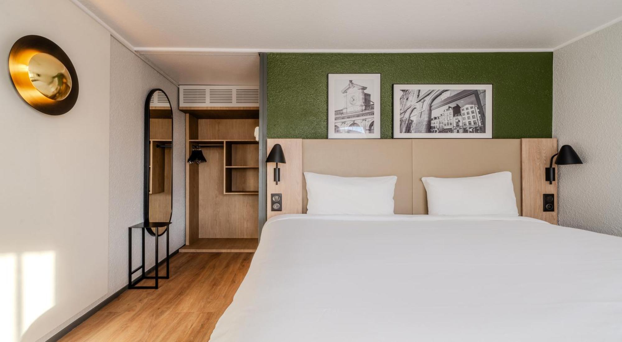 Campanile Saint Antoine Hotel 3*