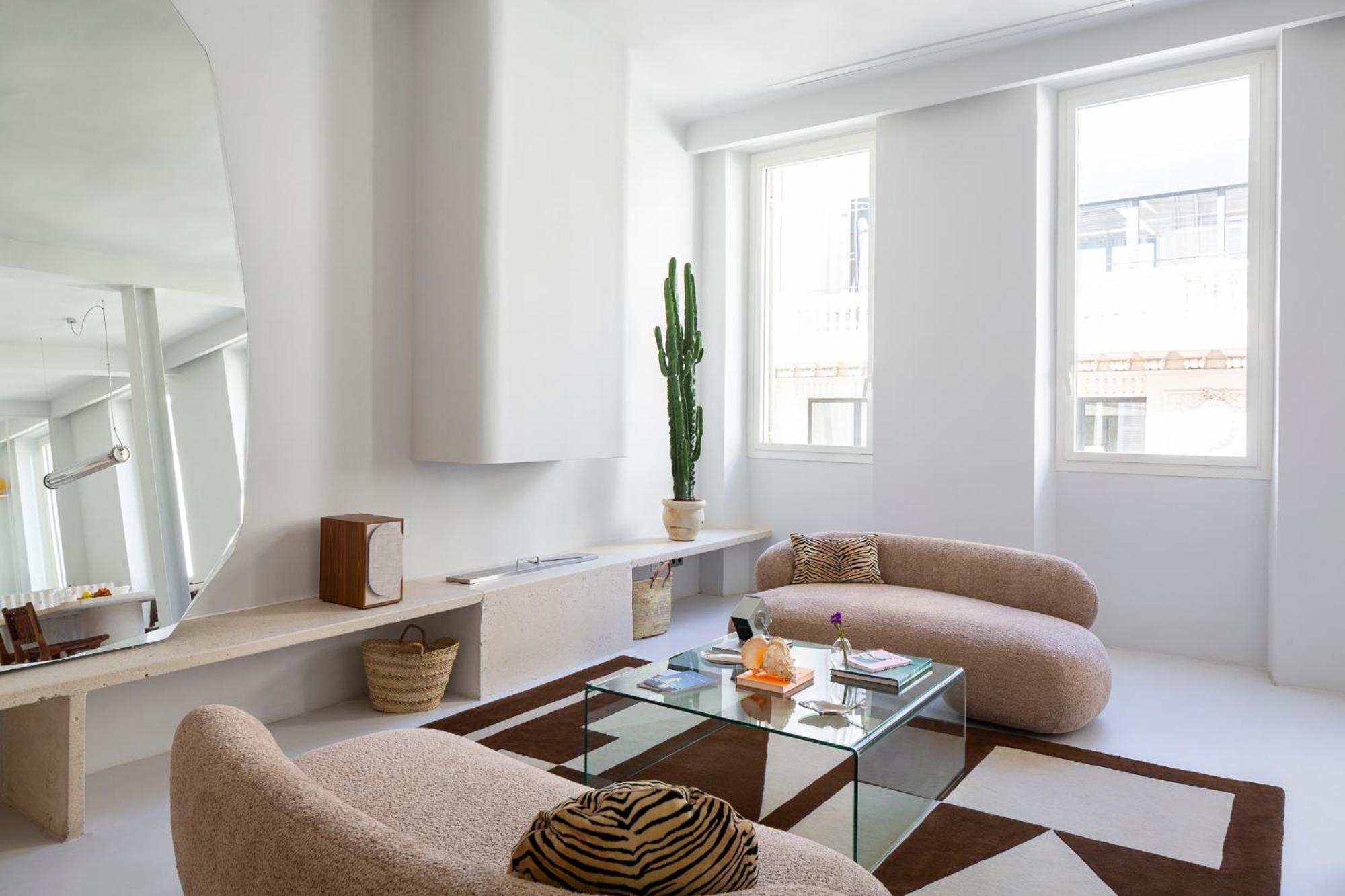 Superbe Loft Moderne En Plein Centre *