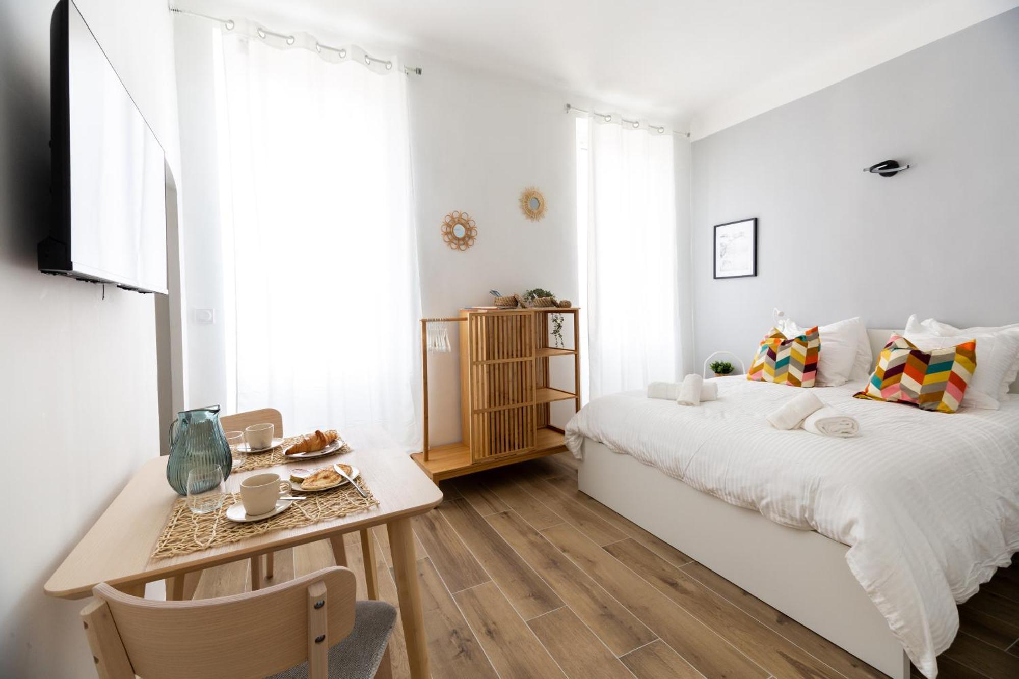 Aparthotel Maison Sylvabelle - Confort D'exception - Quartier Des Antiquaires - *