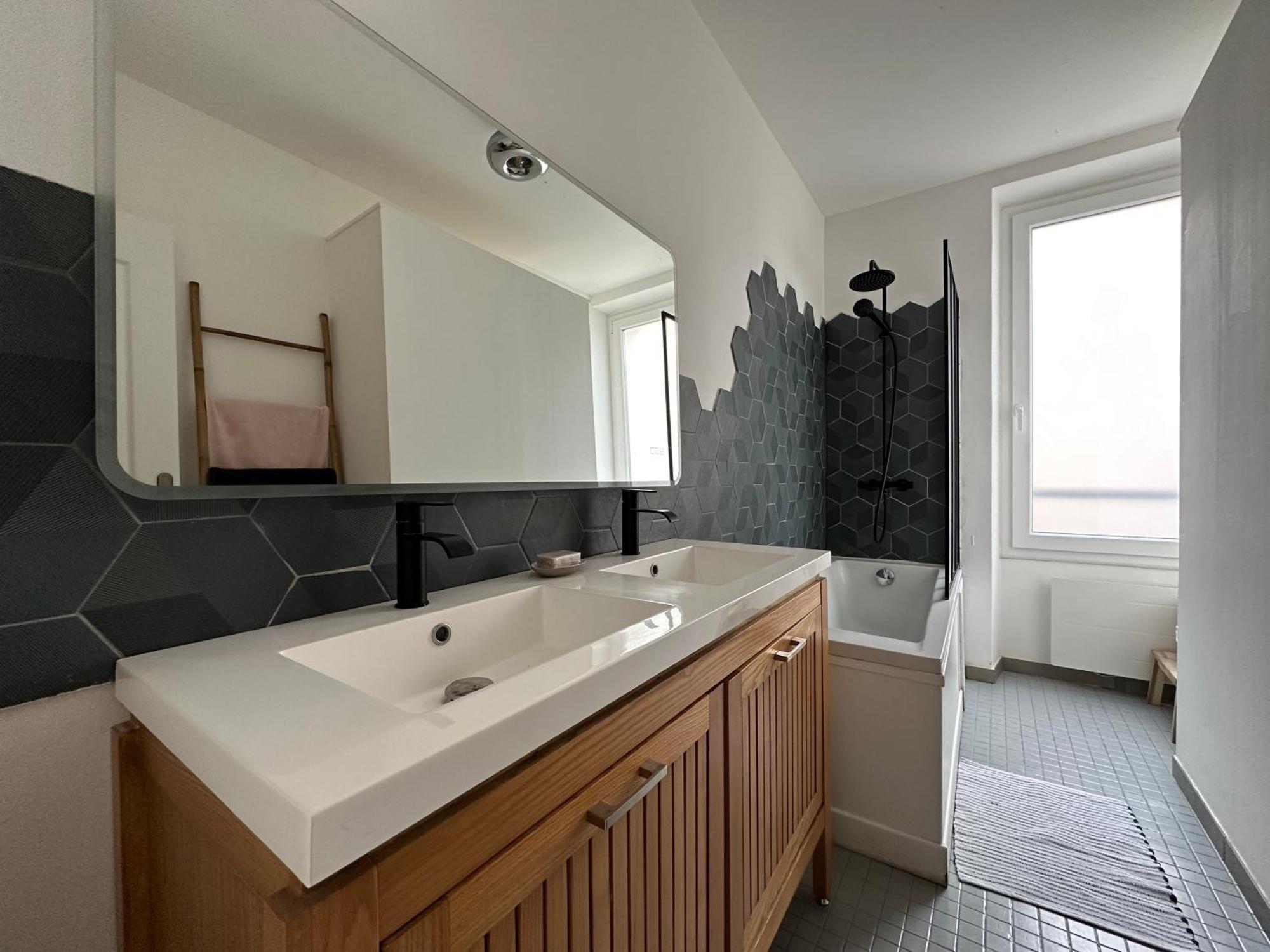 Loft Des Chartreux - 150m2 4 Hammam Piscine Centre-ville Holiday home Marseille